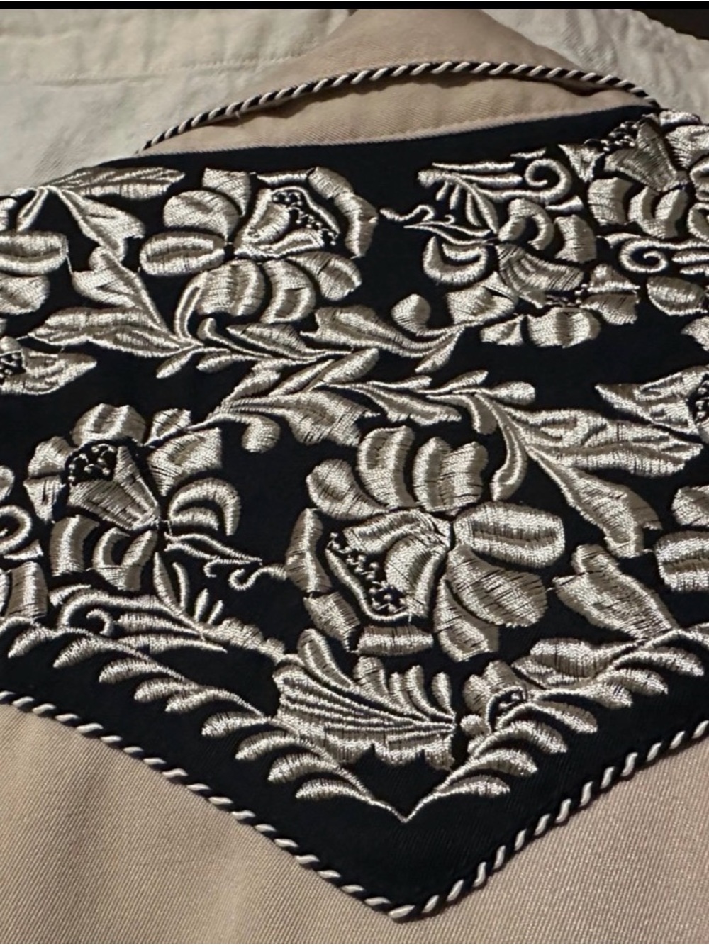 Scully Cream Western-Style Embroidered Button-Up Top - Picture 4 of 5